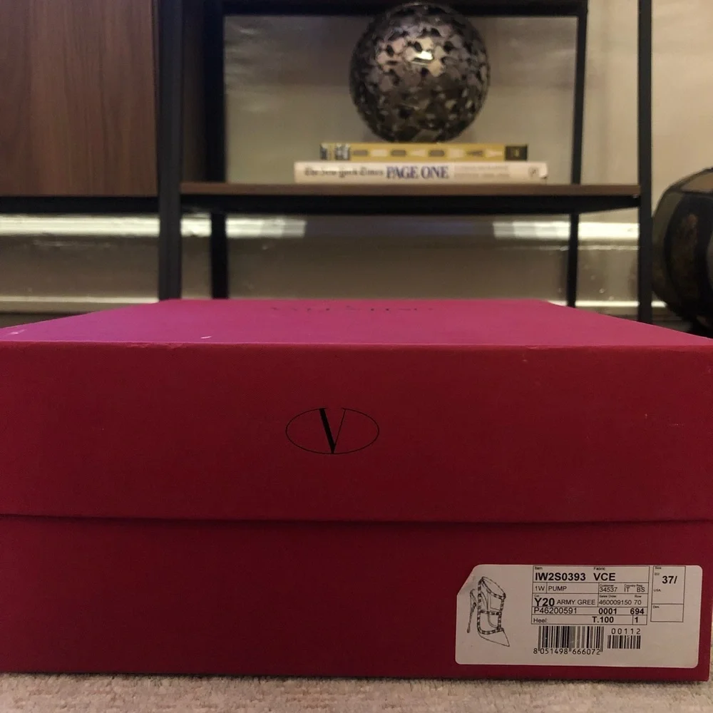 COPY - Valentino rockstud - Picture 10 of 11